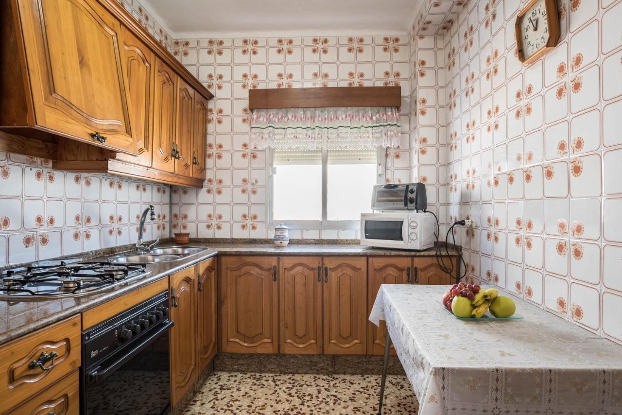 Piso Carmen Solo Familias Apartment Conil De La Frontera Luaran gambar